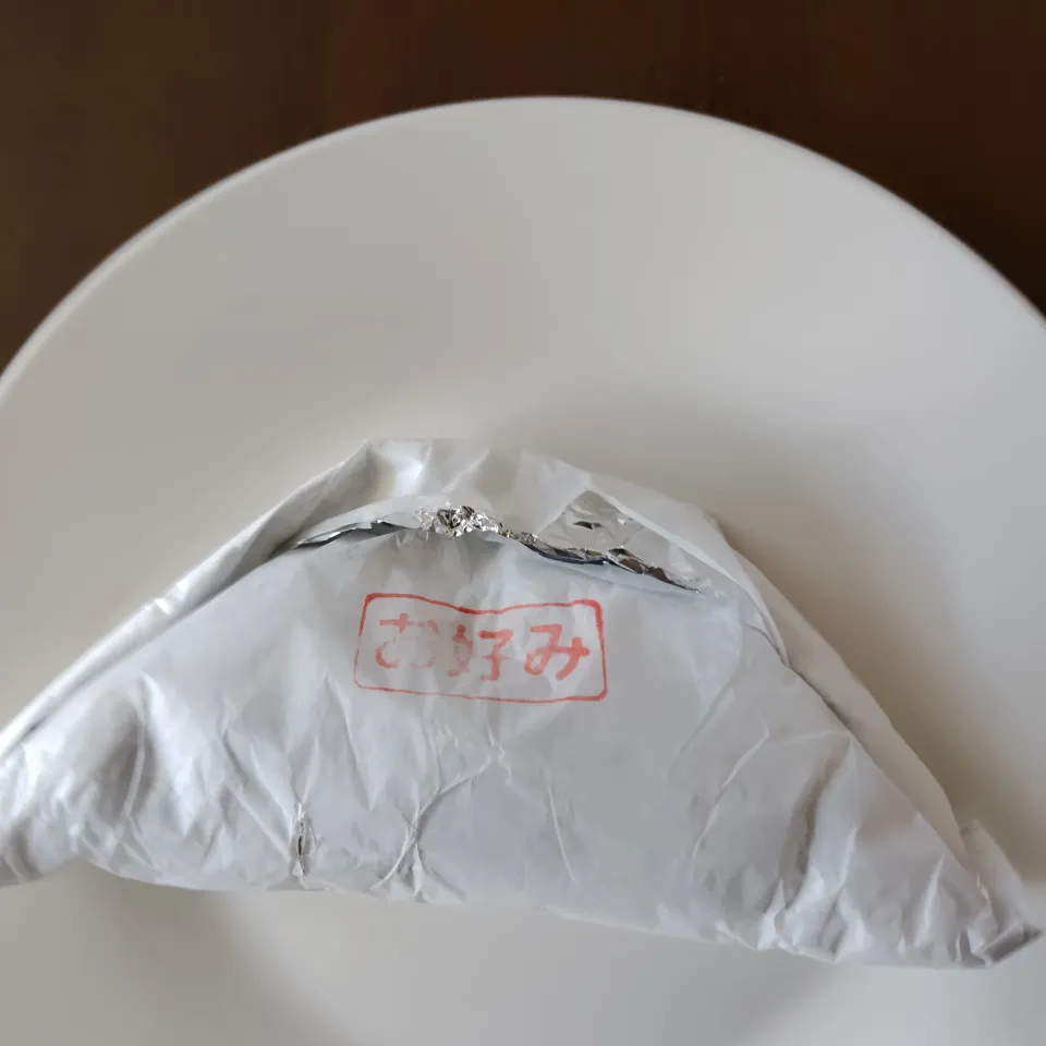 包装がキュート!ふわふわお好み焼き¥300　大須商店街　名古屋|はやとさん
