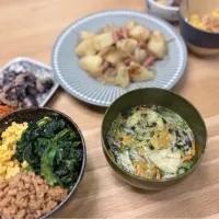 三食丼でよるごはん|mknさん