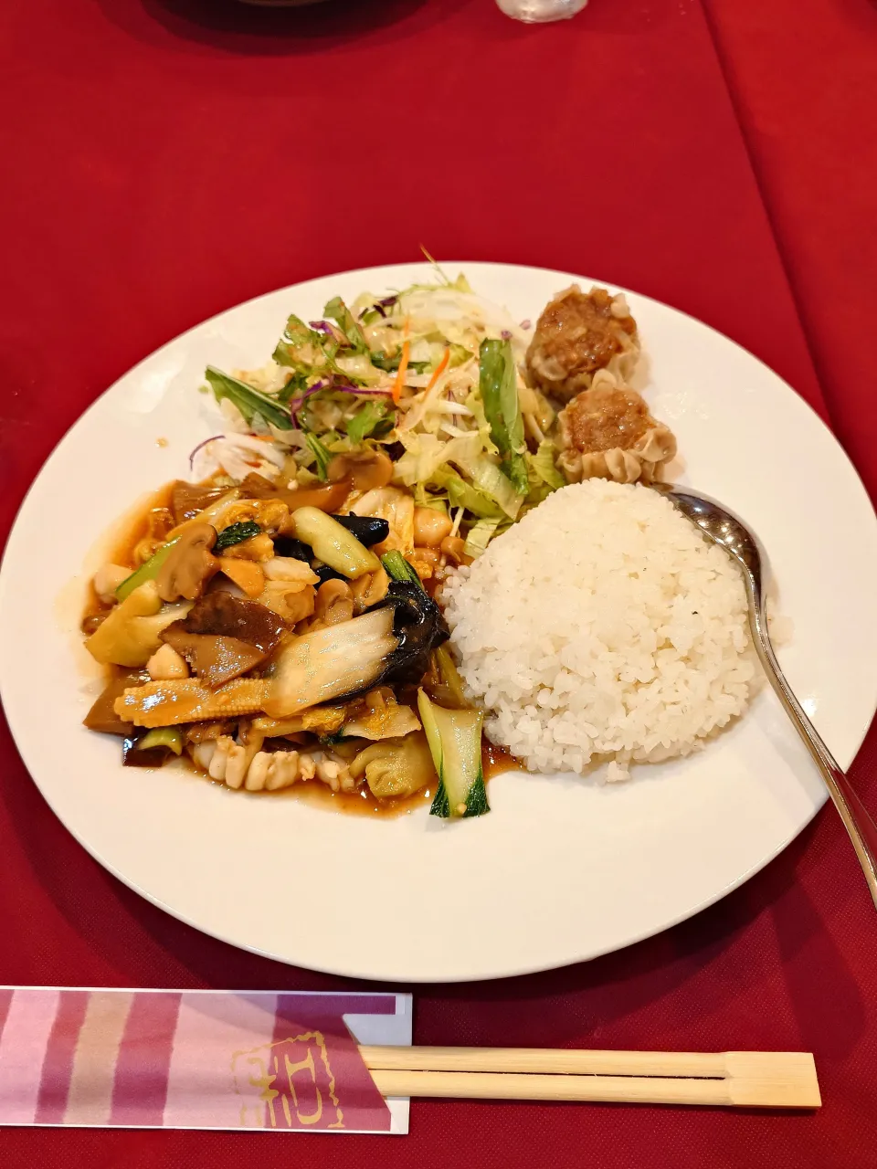 五井・東方楼のランチ（八宝菜・焼売）|すーさん