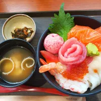 まぐろレストランへ|hidetoさん