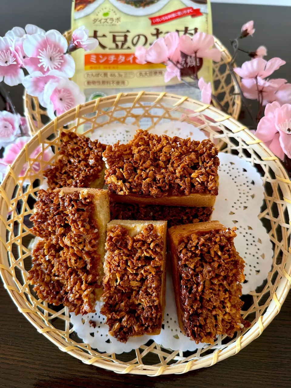 大豆のお肉ミンチでフロランタン風✨|いっちゃんさん