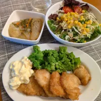 ☆チキン南蛮　☆サラダ　☆数の子松前漬　☆りんご黒酢