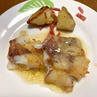 タラのレモンバタームニエルとじゃがサラミ| フェンさん