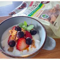 いつものヨーグルトに大豆のお肉をトッピング| yucca@さん