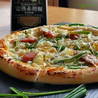 野蒜の和風ピザ　そして偶然のクワトロフォルマッジ🧀🧀🧀🧀