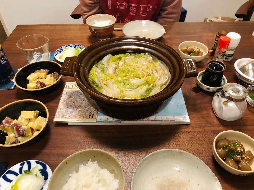 豚バラと白菜のミルフィーユ鍋、こんにゃくのピリ辛炒め、さつまいものわさびマヨネーズ和え、白菜の浅漬け|タロッカ主夫見習いさん