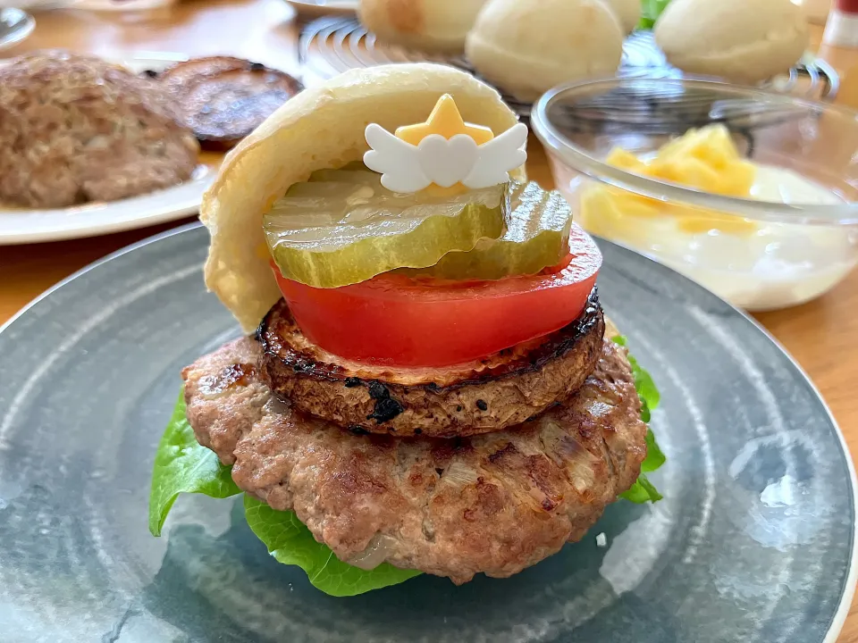 ＊春休みラストランチ🌸手作りバンズでセルフハンバーガー🍔✨＊|＊抹茶＊さん