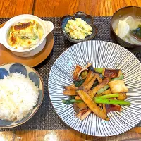 イカとエリンギのガリバタ炒め|kanonnさん