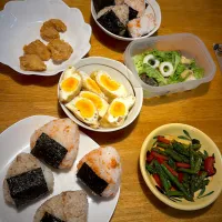 今日はお花見🌸お弁当作ってます♪|もえさん