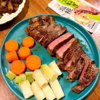 理想のミディアムレア！玉ねぎ生塩糀で旨みたっぷりステーキ|アッコ✨さん