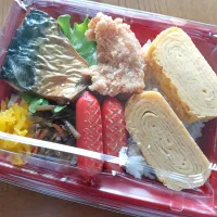 昔ながらの弁当🍱♥|たまちゃん☀さん
