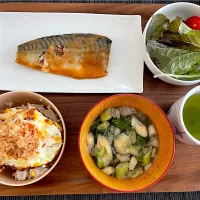 なんでもない日の一人ランチ☀️| みーぬさん