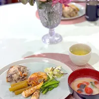 久し振りの炊き込みご飯に色々と春野菜🫛|Seikoさん