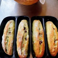 2026/04/07 甘納豆入り青汁パン|Blueberry🫐さん