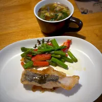 白身魚のバター焼きと、中華スープ|もえさん