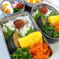 銀だら照り焼き　だし巻き玉子　折菜カツオ胡麻和え　人参明太子まぶし　ブロッコリー🥦紫玉ねぎマリネ🟣ゆで卵|まゆさん