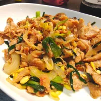 大豆のお肉のにらもやし炒め| Guuママさん