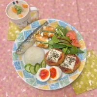 色々おかず🍀のワンプレート夜ごはん💙　4/7火|sweet homeさん