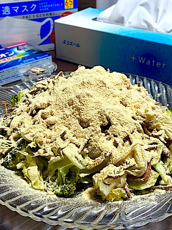 実は花粉症に効く！？花粉サラダ|あやめもちもちさん