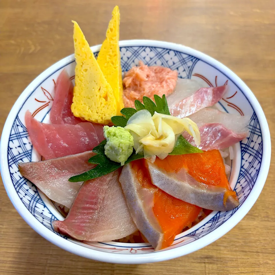 磯丸5色丼|T. Wonderさん