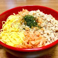 そぼろ丼🍀|まいりさん