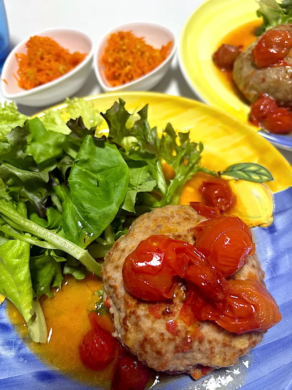 酒蒸しハンバーグ🍅|えみちさん