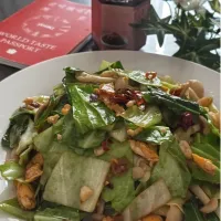 キャベツと玉子の桜エビ醬炒め🦐