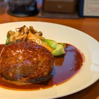 ハンバーグランチ| いりごまさん