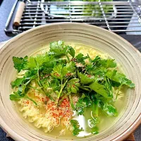パクチー🌿ラーメン|富士子🍒🐰🍓さん