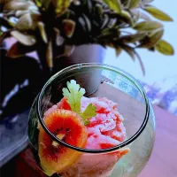 糀甘酒でレッドキウイのシャーベット🍨|KOZUEさん