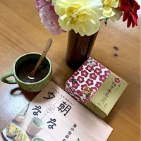 梅醤番茶を飲みながら、朝な夕な2026春夏号(マルコメさん通販カタログ)を拝読。|さくたえさん