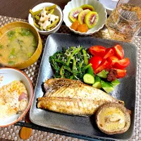 4/9晩ご飯：とろあじ(あじゴマ)|ななみんさん