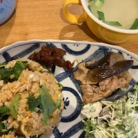 カニレタス炒飯|なつこいっきママさん