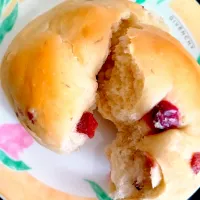 ごろっとマカダミアナッツとクランベリーのもっちりベーグル|豆大福さん