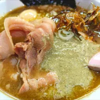 【TRYラーメン大賞2025-2026 
名店 塩部門16位/MIX部門6位】
【食べログ ラーメン TOKYO 
百名店 2021~2025 選出】 
一条流がんこラーメン総本家 
分家 四谷荒木町
広島産剥き牡蠣10kgのスペシャルスープの100ラーメン (1順目ver、1,500円) 
―麺半分100g (通常200g)
＋つけ玉 (がんこ/覆麺智/花木
共通メンバーカード提示で無料)
―叉焼1枚無し
＋味玉 (叉焼1枚無しから無料変更)
@四谷三丁目4分 
(JR新宿駅から徒歩25分)
26095
〈醤48塩19噌󠄀6タ2出9F4冷0チ2混2つ1担1沖1〉
