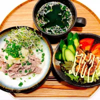 🐮夜【牛しゃぶおろしポン酢丼】🍚