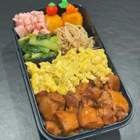 4/10 旦那弁当⁂とりたま丼弁当|ゆさん
