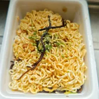 夜勤明け愚図つき気味の気象で家で簡単に昼ご飯今回はペヤングソース焼きそばで|Tarou  Masayukiさん