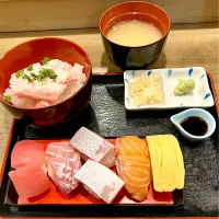 昨日の人気店ランチ『雅セット』                                ねぎトロ丼(小)・にぎり5貫？|mottoさん