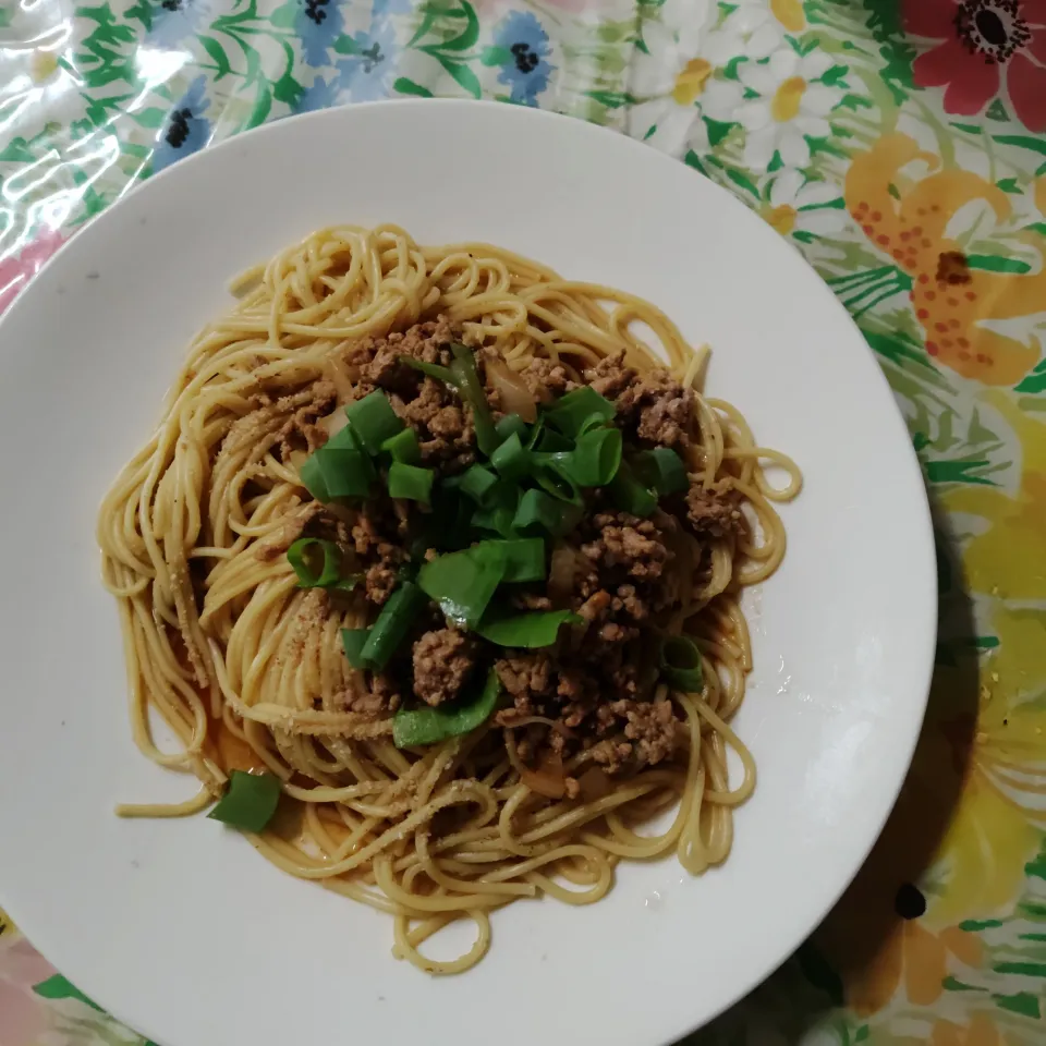 汁なし坦々麺|はやとさん