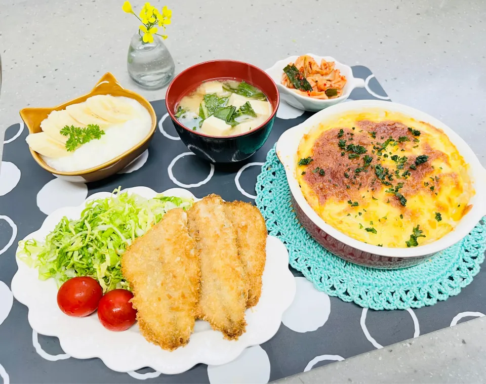 「晩ごはんのような朝ごはん🤣💦」|バシュランさん