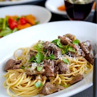 鶏モツのパスタ