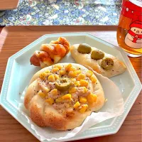 りるのんさんの料理 ツナマヨコーンの編み編みパン🌸