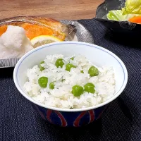 春はグリンピースご飯🍚|ぞうさんのお台所さん