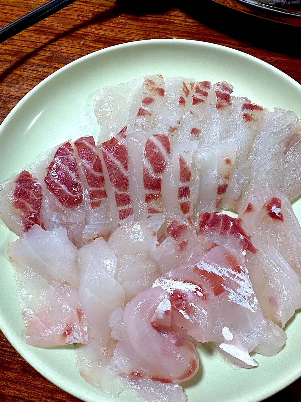 爺ちゃん作　鯛のお刺身🐟|えみちさん