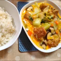 買ってきた胸肉唐揚げ使って夜ごはんの一品|m.rafuさん