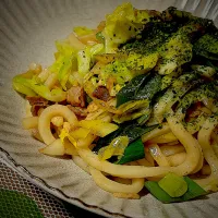 春キャベツ醤油焼きうどん|Yuko Kobayashiさん