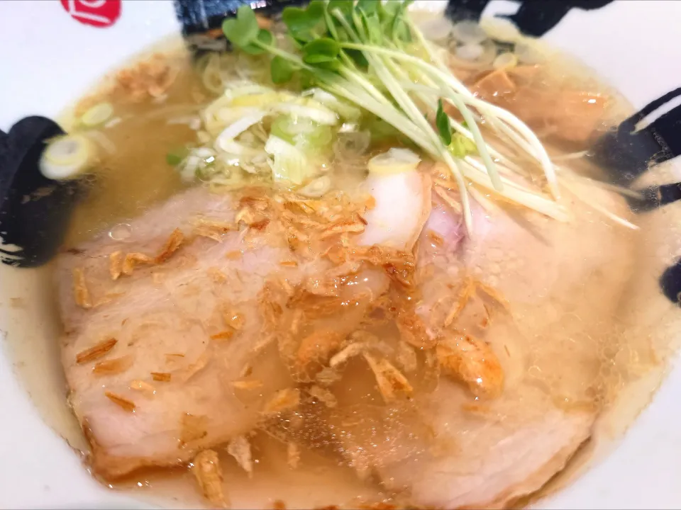 【4/13までの催事出展from
大阪府高槻市】 
彩色ラーメンきんせい高槻本店
京赤地どりの黄金塩ラーメン
@東武百貨店池袋店 47都道府県にっぽんのグルメショー
26097
〈醤48塩20噌󠄀6タ3出9F4冷0チ2混2つ1担1沖1〉|大脇さん