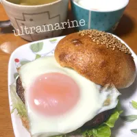 ＊自家製バンズのてりたまバーガー♬＊|ultramarineさん