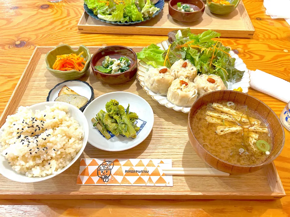 神社⛩️でランチ🌸|🍊🍒ユッキー🎂🍞🍲さん